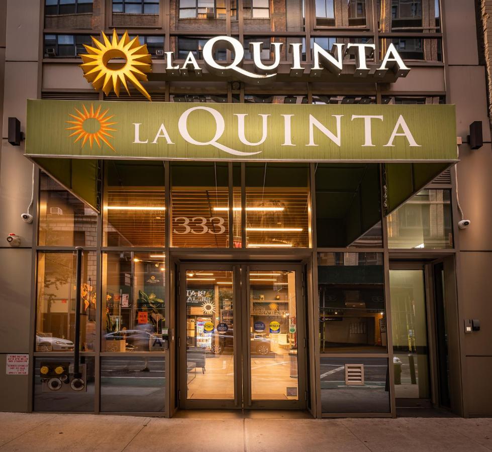 La Quinta By Wyndham Time Square South Hotel New York Exterior photo